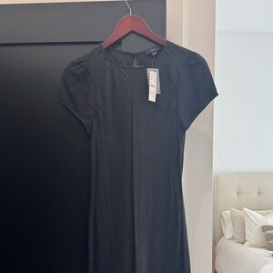 Jcrew Satin/silk cap sleeve dress. Size 4. NWT. Midi length.